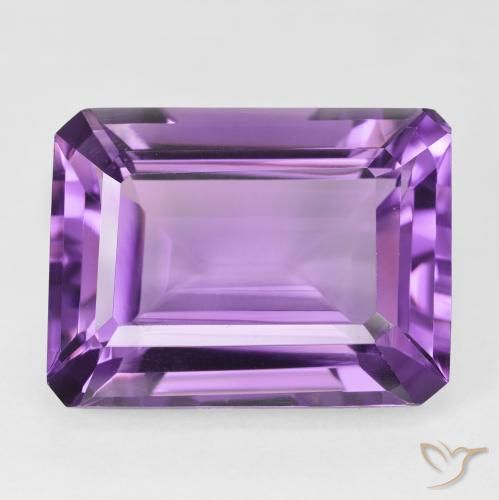 22.20ct Naturel Violet rosâtre moyen Améthyste, Taille émeraude, VVS