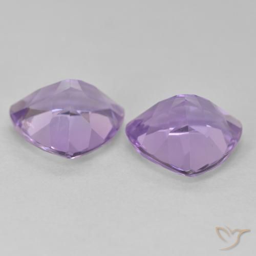 Shop natural 5.30ct Violet moyen Améthyste gems, Trillion, from Brésil at GemSelect. In stock, global shipping!