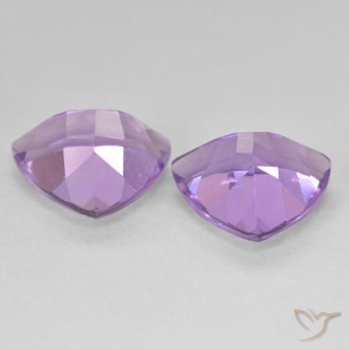 Shop natural 5.33ct Violet moyen Améthyste gems, Trillion, from Brésil at GemSelect. In stock, global shipping!