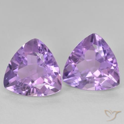 Shop natural 5.73ct Violet moyen Améthyste gems, Trillion, from Brésil at GemSelect. In stock, global shipping!