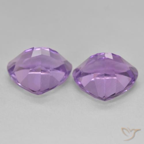 Shop natural 5.73ct Violet moyen Améthyste gems, Trillion, from Brésil at GemSelect. In stock, global shipping!