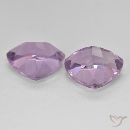 Shop natural 5.49ct Violet moyen Améthyste gems, Trillion, from Brésil at GemSelect. In stock, global shipping!