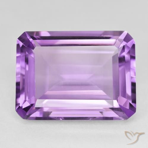 21.63ct Naturel Medium Light Purplish-Violet Améthyste, Taille émeraude, VVS