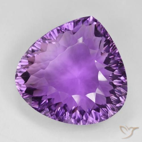 Améthyste Pourpre violacé moyen naturelle En forme de poire, 105.35 ct, VVS