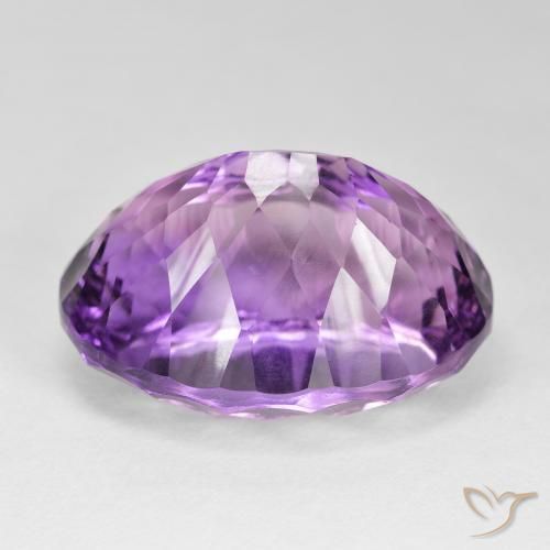 Améthyste Violet moyen naturelle ovale, 53.31 ct, VVS