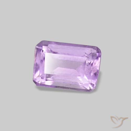 Améthyste Violet moyen naturelle Taille émeraude, 0.54 ct, VS
