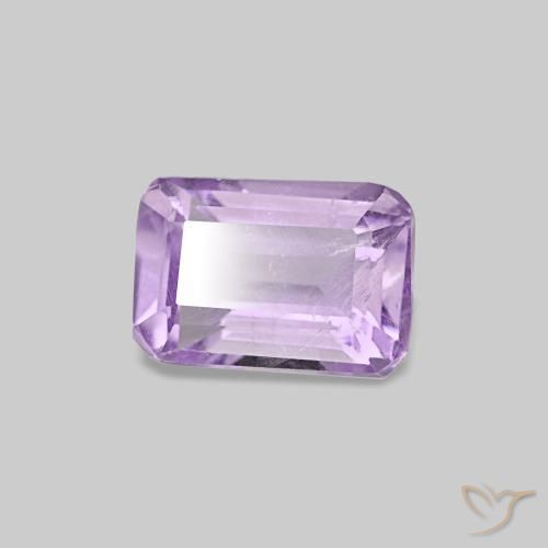 Améthyste Violet rose moyen naturelle Taille émeraude, 0.49 ct, VS