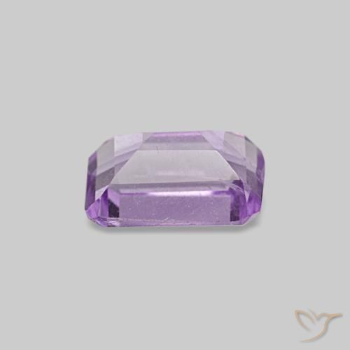 Améthyste Violet rose moyen naturelle Taille émeraude, 0.49 ct, VS