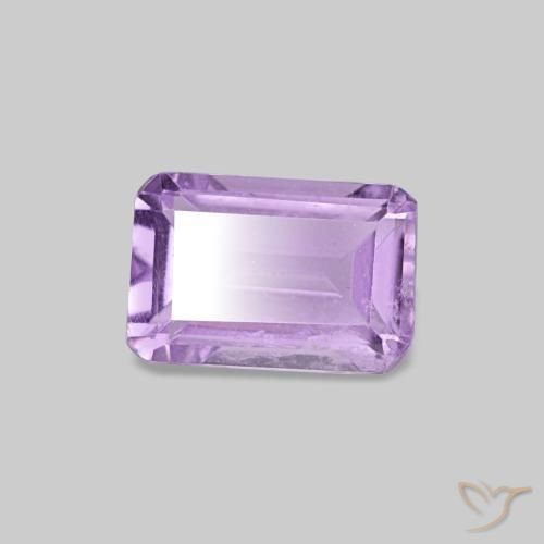 Améthyste Violet rose moyen naturelle Taille émeraude, 0.49 ct, VS