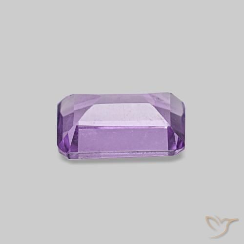 Améthyste Violet rose moyen naturelle Taille émeraude, 0.49 ct, VS