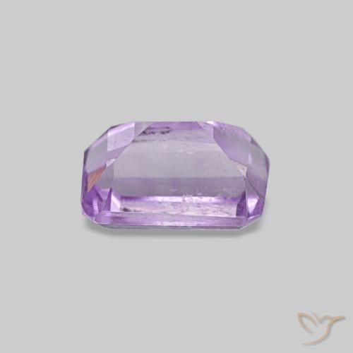 Améthyste Violet Rosâtre naturelle Taille émeraude, 0.62 ct, VS
