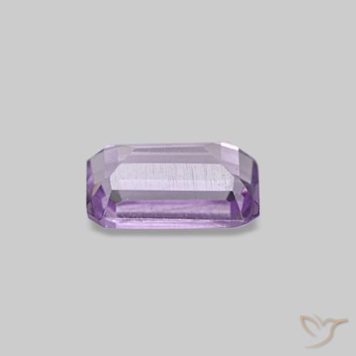 Améthyste Violet moyen naturelle Taille émeraude, 0.30 ct, VS