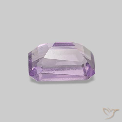 Améthyste Violet rosâtre léger naturelle Taille émeraude, 0.62 ct, VS