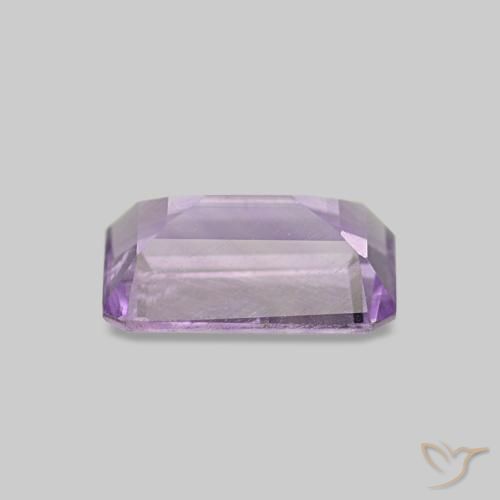 Améthyste Violet moyen naturelle Taille émeraude, 0.52 ct, VS