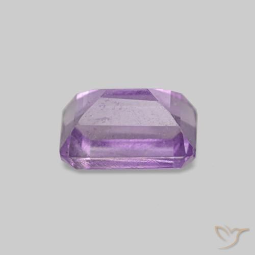 Améthyste Violet Rosâtre naturelle Taille émeraude, 0.62 ct, VS