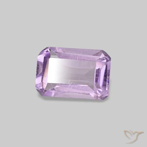 Améthyste Violet moyen naturelle Taille émeraude, 0.53 ct, VS