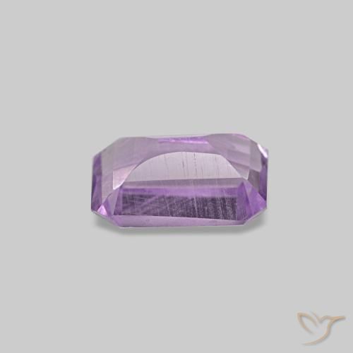 Améthyste Violet moyen naturelle Taille émeraude, 0.53 ct, VS