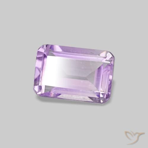 Améthyste violet moyen naturelle taille émeraude, 0,54 ct, VS
