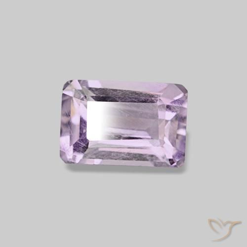 Améthyste violet naturelle taille émeraude, 0,66 ct, VS-SI