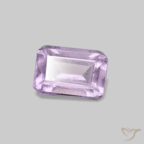 Améthyste violet moyen naturelle taille émeraude, 0,50 ct, VS-SI