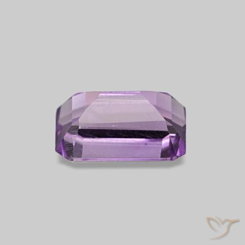 Améthyste violet naturelle taille émeraude, 0,58 ct, VS
