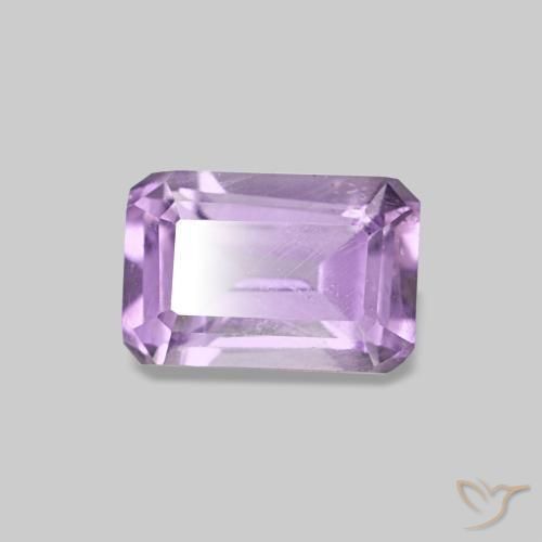 Améthyste Violet moyen naturelle Taille émeraude, 0.60 ct, VS