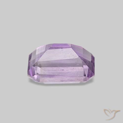 Améthyste Violet moyen naturelle Taille émeraude, 0.60 ct, VS