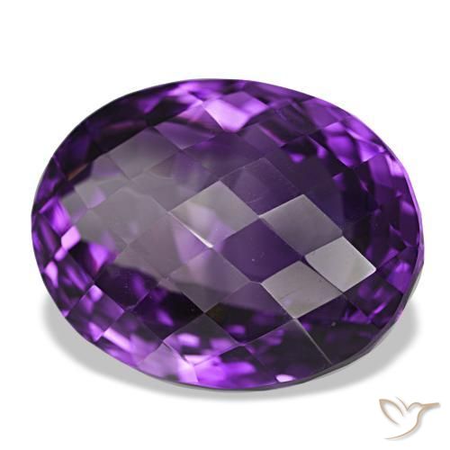 Améthyste Violet moyen naturelle Coupe ovale, 32.51 ct, IF