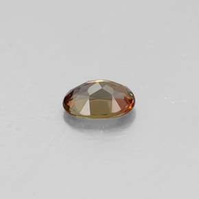 Andalousite multicolore naturelle coupe ovale, 0,32 ct, VVS-VS
