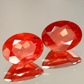 Achetez naturel ct Rouge Labradorite andésine gems, Coupe ovale, En provenance Congo chez GemSelect. En stock, livraison internationale!