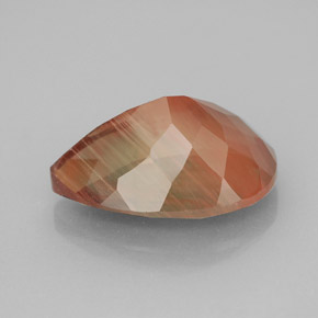 Labradorite andésine Vert rouge naturelle En forme de poire, 5.31 ct, VVS