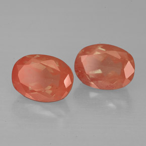 Achetez naturel ct Miel Rouge Labradorite andésine gems, Coupe ovale, En provenance Congo chez GemSelect. En stock, livraison internationale!