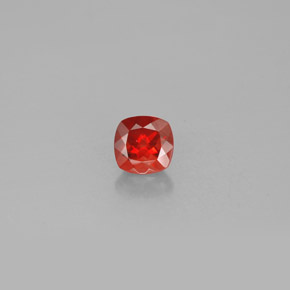 Andésine labradorite orange naturelle coupe coussin, 0,77 ct, VS