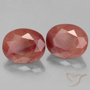 Shop natural 6.97ct Rouge moyen Labradorite andésine gems, ovale, from Congo at GemSelect. In stock, global shipping!