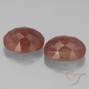 Shop natural 5.64ct Rouge sang Labradorite andésine gems, ovale, from Congo at GemSelect. In stock, global shipping!