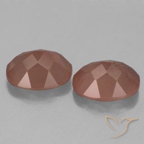 Shop natural 5.11ct Orange rougeâtre pâle Labradorite andésine gems, ovale, from Congo at GemSelect. In stock, global shipping!