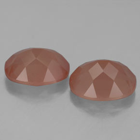 Achetez naturel ct Miel Orange Labradorite andésine gems, Coupe ovale, En provenance Congo chez GemSelect. En stock, livraison internationale!