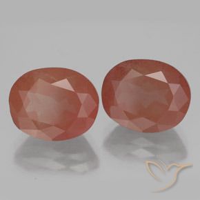 Shop natural 7.83ct Orange rougeâtre pâle Labradorite andésine gems, ovale, from Congo at GemSelect. In stock, global shipping!