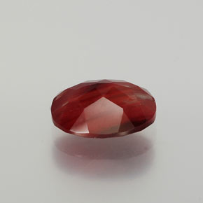 Andésine labradorite rouge naturelle coupe ovale, 2,30 ct, translucide