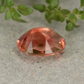 Andésine labradorite orange naturelle coupe ovale, 0,69 ct, VVS