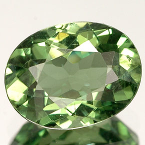 Apatite vert naturelle coupe ovale, 1,38 ct, VVS-VS