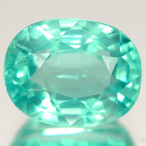 Apatite vert naturelle coupe ovale, 4,78 ct, VS