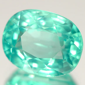 Apatite vert naturelle coupe ovale, 4,78 ct, VS