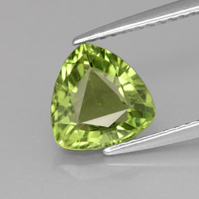Apatite vert naturelle trillion, 1,84 ct, VS