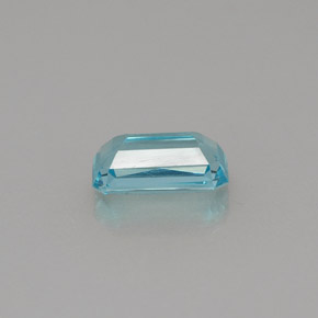 Apatite Bleu clair naturelle Taille émeraude, 0.81 ct, VS
