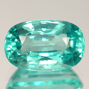 Apatite Bleu clair naturelle Coupe ovale, 3.14 ct, VS