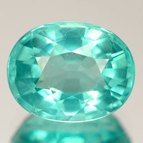 Apatite vert naturelle coupe ovale, 2,57 ct, VS
