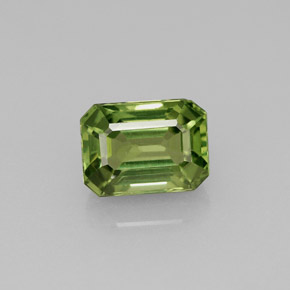 Apatite vert naturelle taille émeraude, 1,81 ct, VS