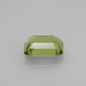 Apatite vert naturelle taille émeraude, 1,66 ct, VS