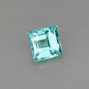 Apatite Bleu clair naturelle Carré, 0.67 ct, VS